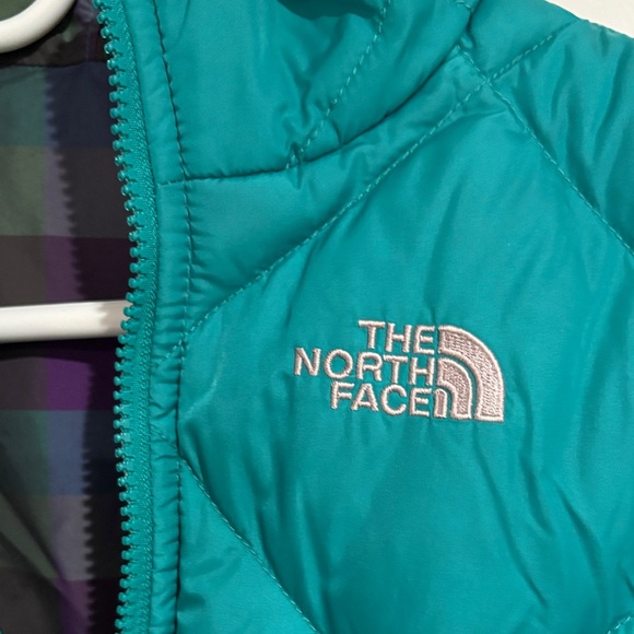 The North Face Reversible Multicolor Plaid Jacket - Picture 3 of 7